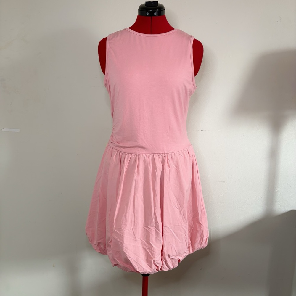 Sleeveless Pink Bubble Hem Dress